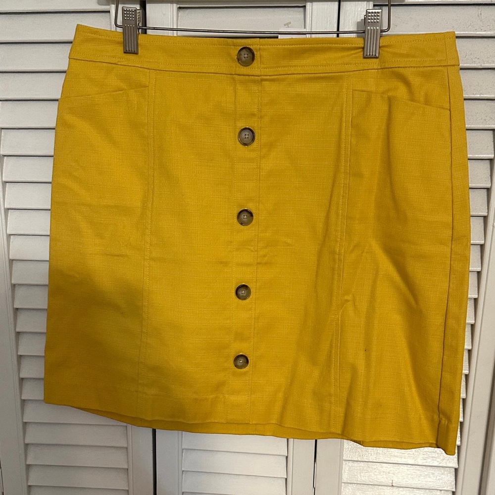 LOFT Mustard Button-Front Mini Skirt